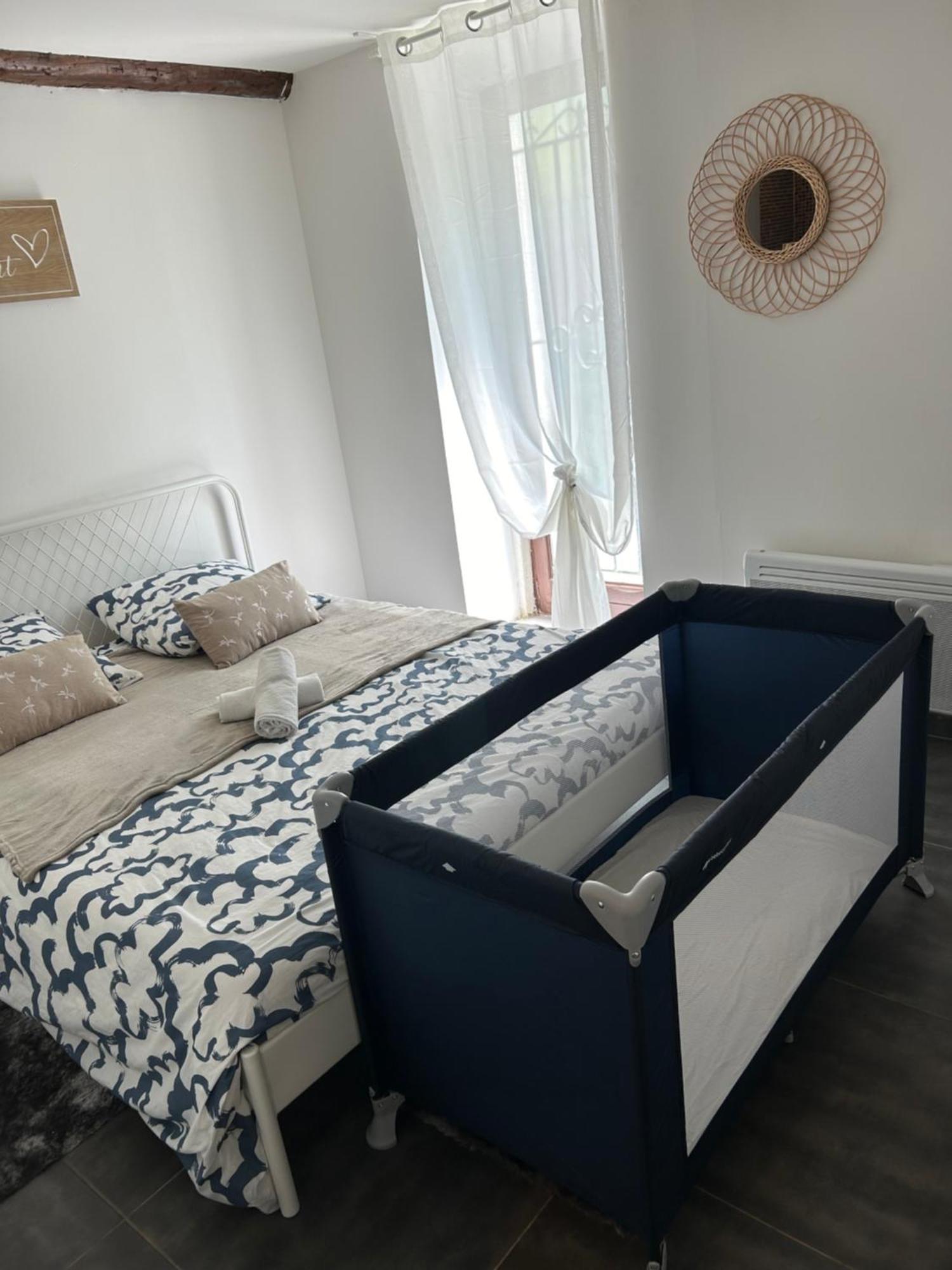 Appartement Avec Piscine Au Milieu Des Vignes Les Arcs-sur-Argens Extérieur photo
