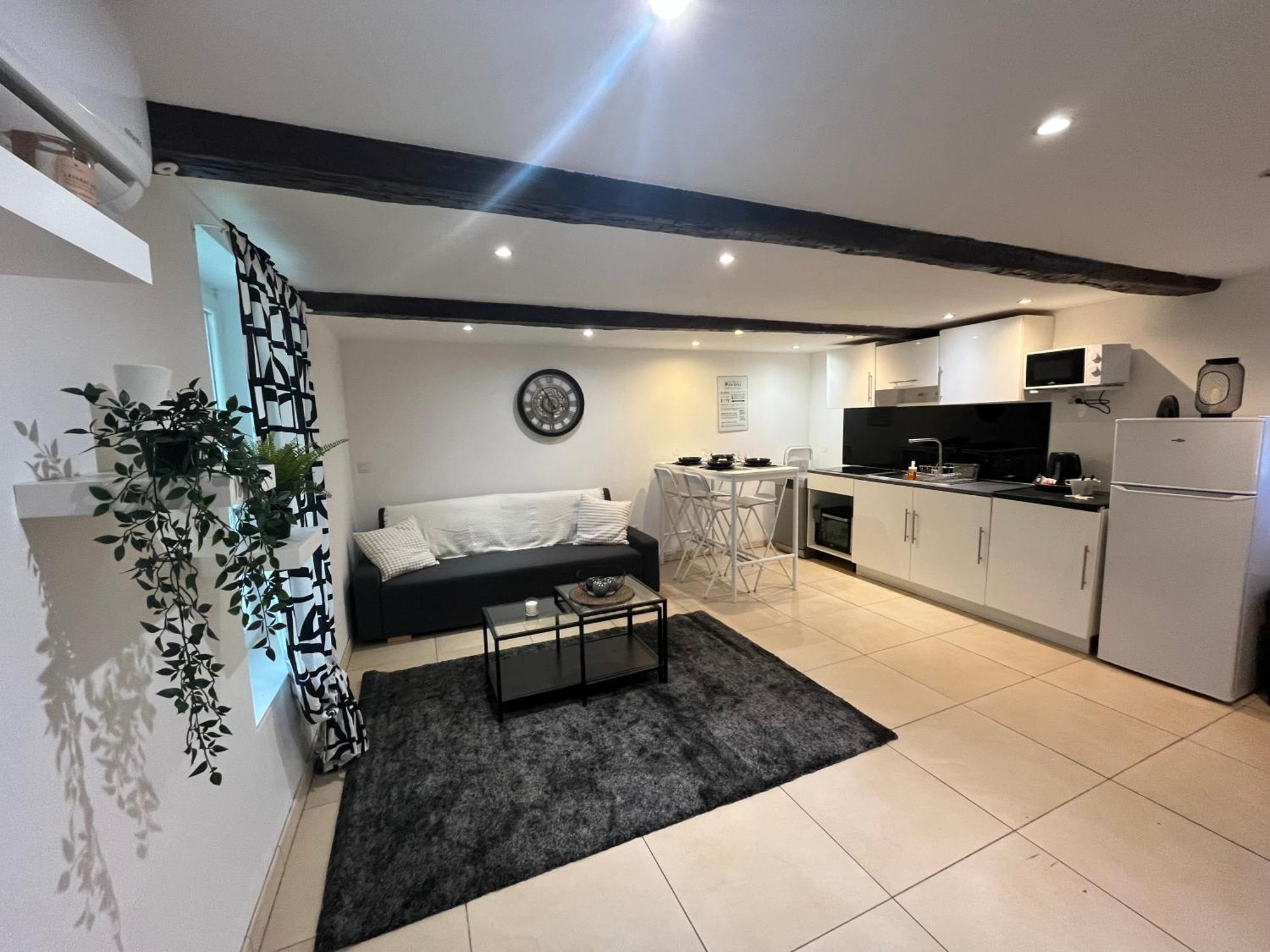 Appartement Avec Piscine Au Milieu Des Vignes Les Arcs-sur-Argens Extérieur photo