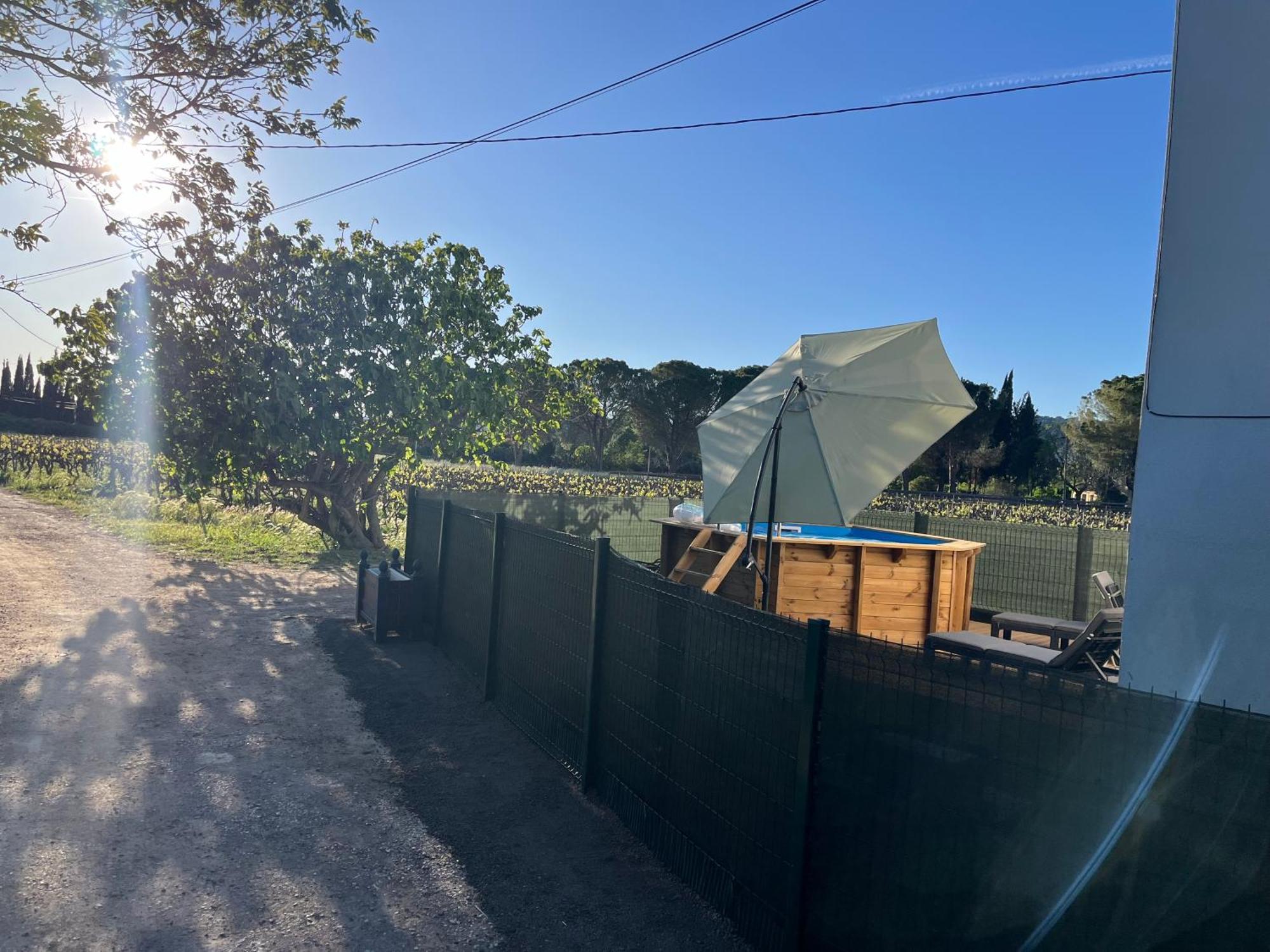 Appartement Avec Piscine Au Milieu Des Vignes Les Arcs-sur-Argens Extérieur photo